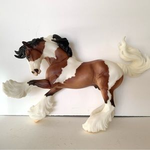 Breyer Horse Traditional Series #1497 Gypsy Vanner Hand Painted 1:9 Scale